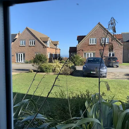 Seaview At The Bay Filey, Sleeps 4, Up To 2 Dogs Welcome For Free Nyaraló