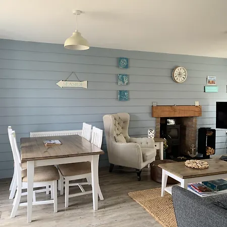 Seaview At The Bay Filey, Sleeps 4, Up To 2 Dogs Welcome For Free Nyaraló